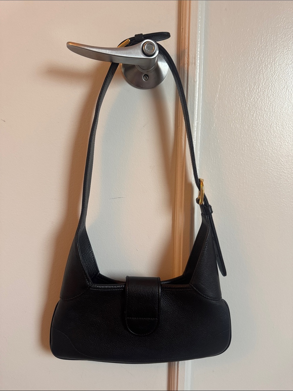 Authentic Gucci Black Leather Purse - Picture 2 of 6